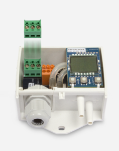 Diagrama técnico de conexões do controlador eletrônico de pressão CPS-D-A mostrando entradas de sensor, saídas 0-10V e 4-20mA para automação